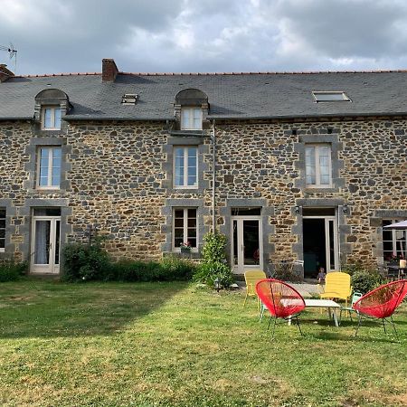 Le Logis De La Lettre Bed & Breakfast Tinteniac Exterior photo