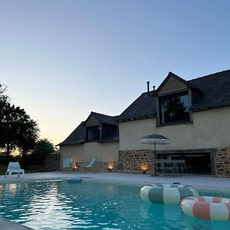Le Logis De La Lettre Bed & Breakfast Tinteniac Exterior photo