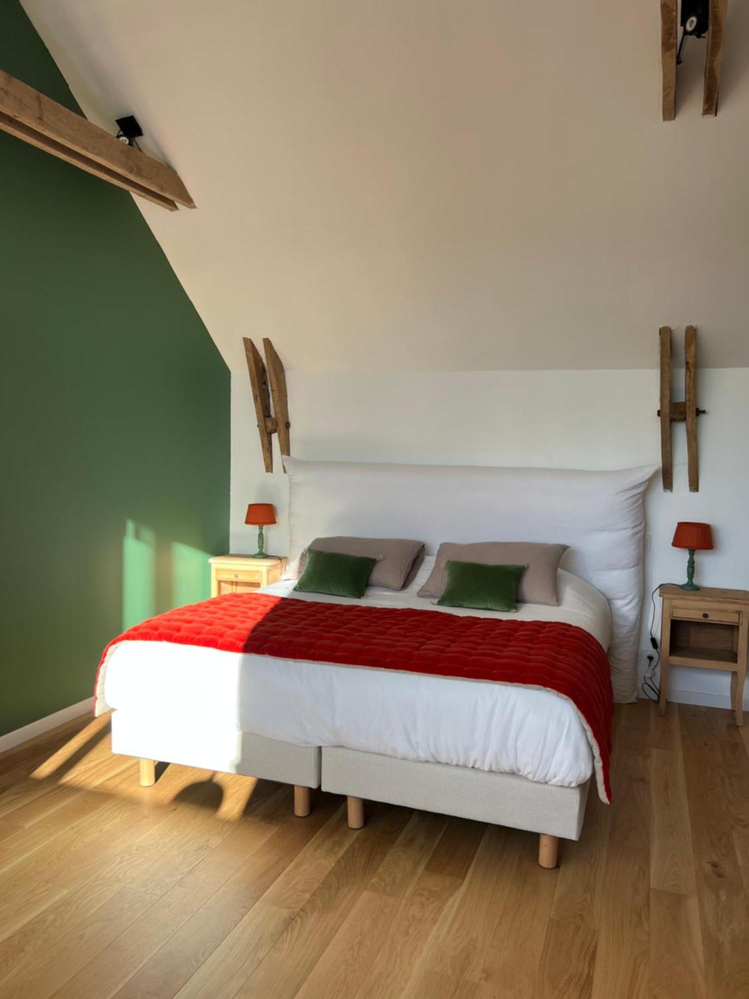 Le Logis De La Lettre Bed & Breakfast Tinteniac Room photo